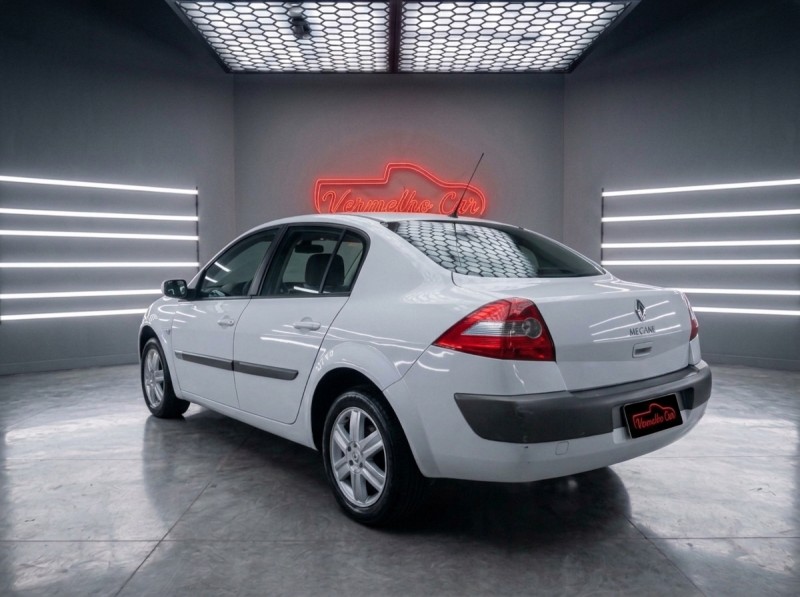 MÉGANE 1.6 DYNAMIQUE 16V FLEX 4P MANUAL - 2018 - CAXIAS DO SUL