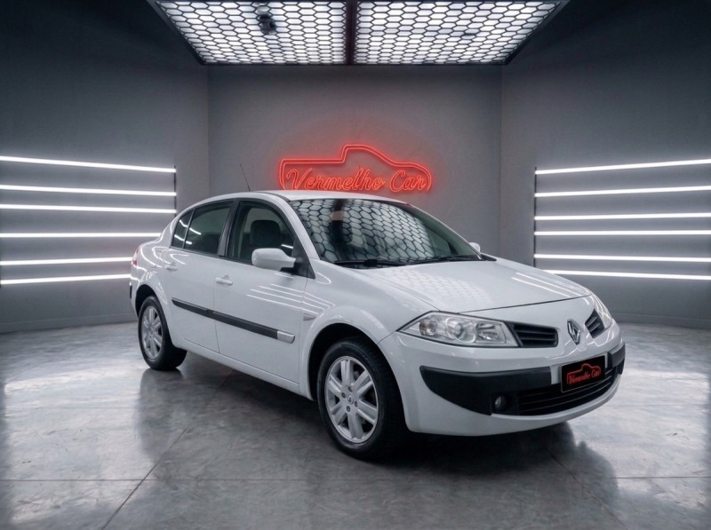 MÉGANE 1.6 DYNAMIQUE 16V FLEX 4P MANUAL - 2018 - CAXIAS DO SUL