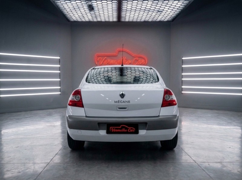 MÉGANE 1.6 DYNAMIQUE 16V FLEX 4P MANUAL - 2018 - CAXIAS DO SUL