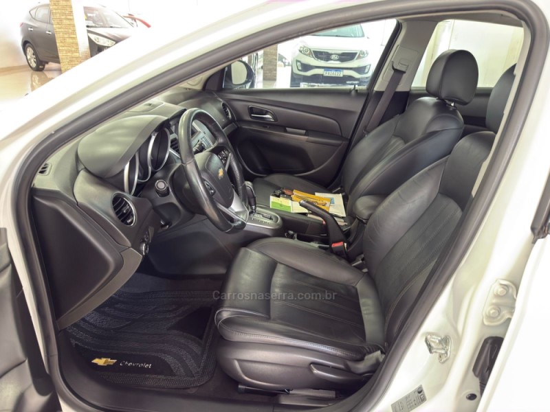 CRUZE 1.8 LT SPORT6 16V FLEX 4P AUTOMÁTICO - 2014 - NOVA BASSANO