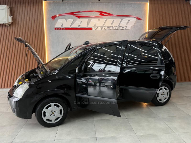 MERIVA 1.8 MPFI EXPRESSION 8V FLEX 4P MANUAL - 2010 - SAPIRANGA