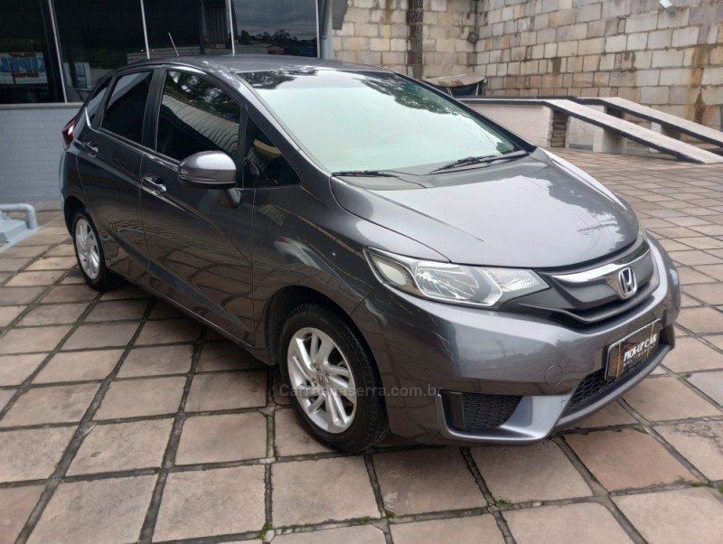 FIT 1.5 LX 16V FLEX 4P MANUAL - 2017 - CAXIAS DO SUL
