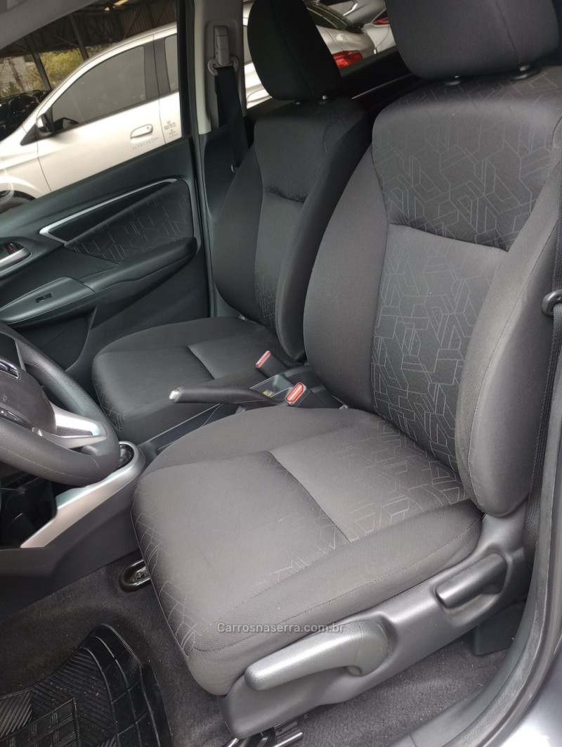FIT 1.5 LX 16V FLEX 4P MANUAL - 2017 - CAXIAS DO SUL