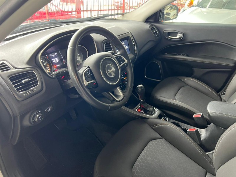 COMPASS 2.0 16V FLEX SPORT AUTOMÁTICO - 2018 - CAXIAS DO SUL