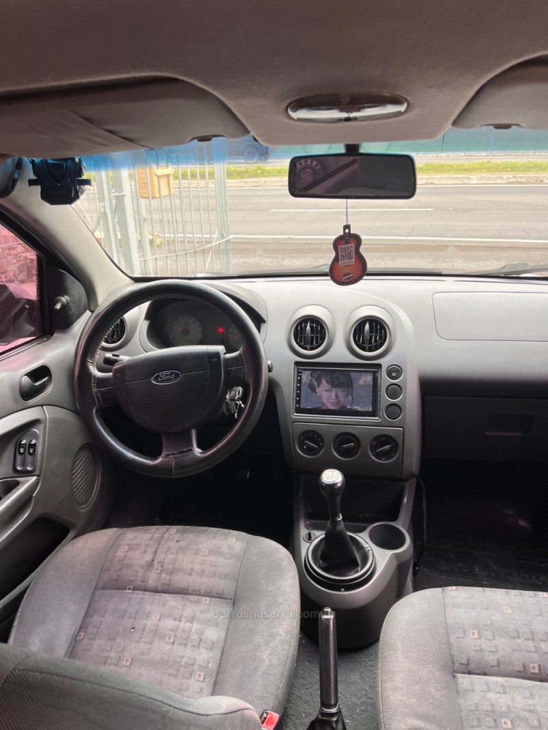 FIESTA 1.0 MPI 8V GASOLINA 4P MANUAL - 2003 - CAXIAS DO SUL