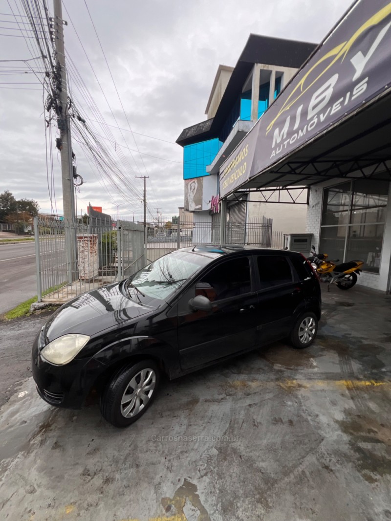 FIESTA 1.0 MPI 8V GASOLINA 4P MANUAL - 2003 - CAXIAS DO SUL