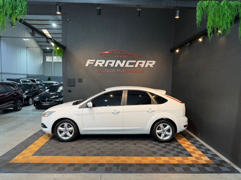FOCUS 1.6 GLX 16V FLEX 4P MANUAL - 2013 - ANTôNIO PRADO