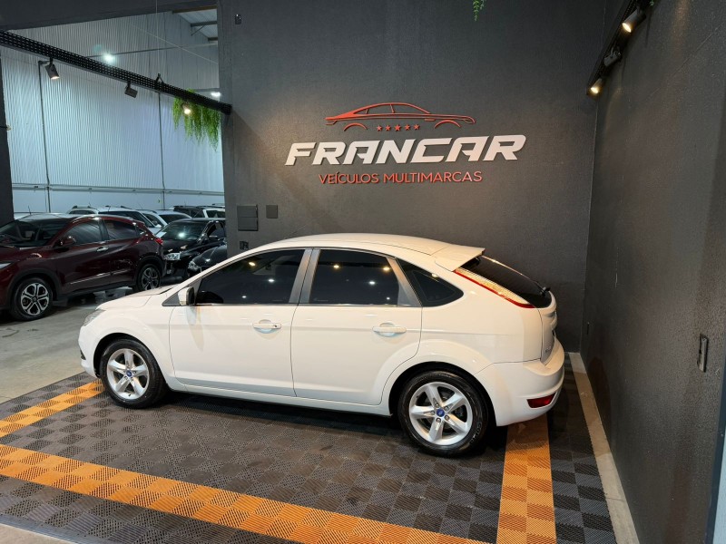 FOCUS 1.6 GLX 16V FLEX 4P MANUAL - 2013 - ANTôNIO PRADO