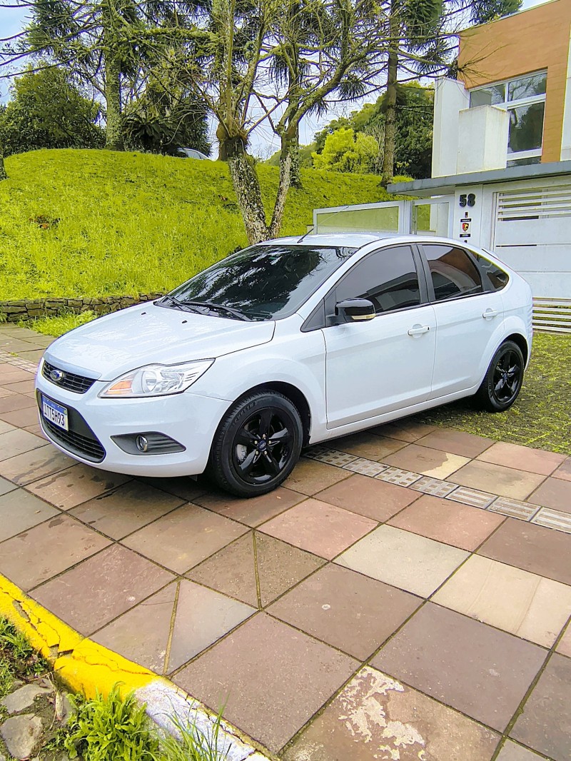 FOCUS 1.6 GLX 8V FLEX 4P MANUAL - 2013 - FARROUPILHA