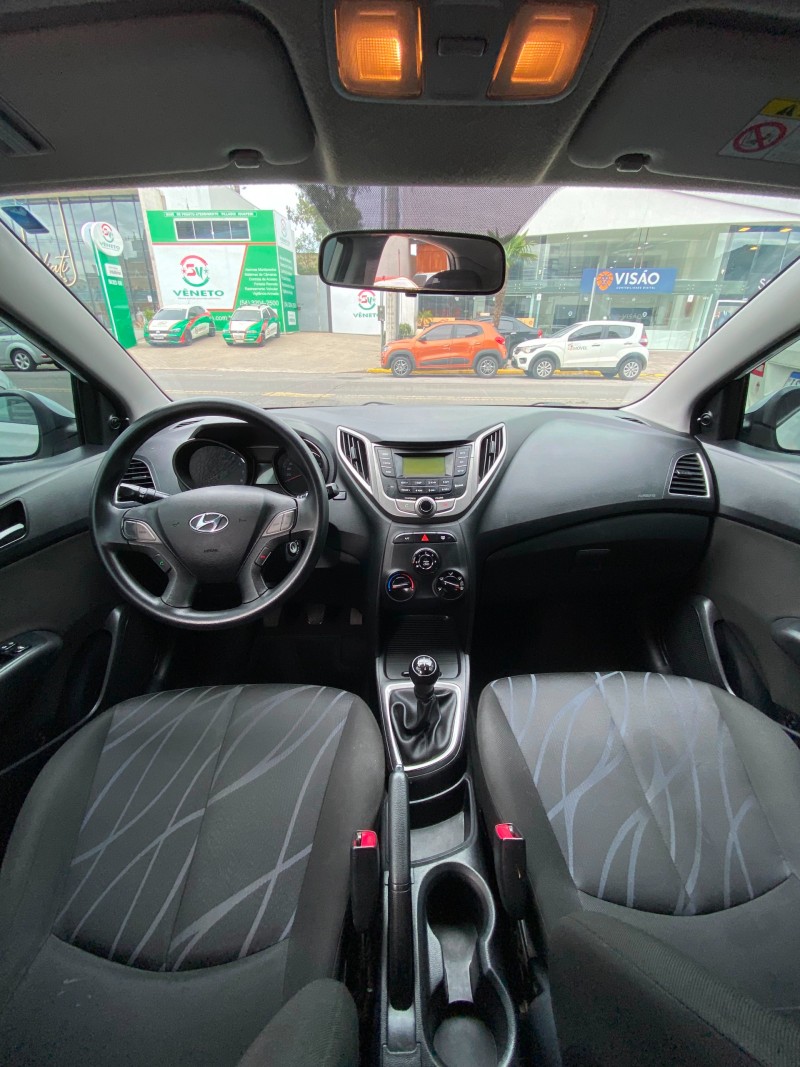 HB20 1.0 COMFORT 16V FLEX 4P MANUAL - 2015 - CAXIAS DO SUL