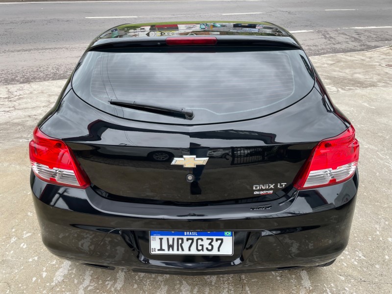 ONIX 1.4 MPFI LT 8V FLEX 4P MANUAL - 2015 - CAXIAS DO SUL
