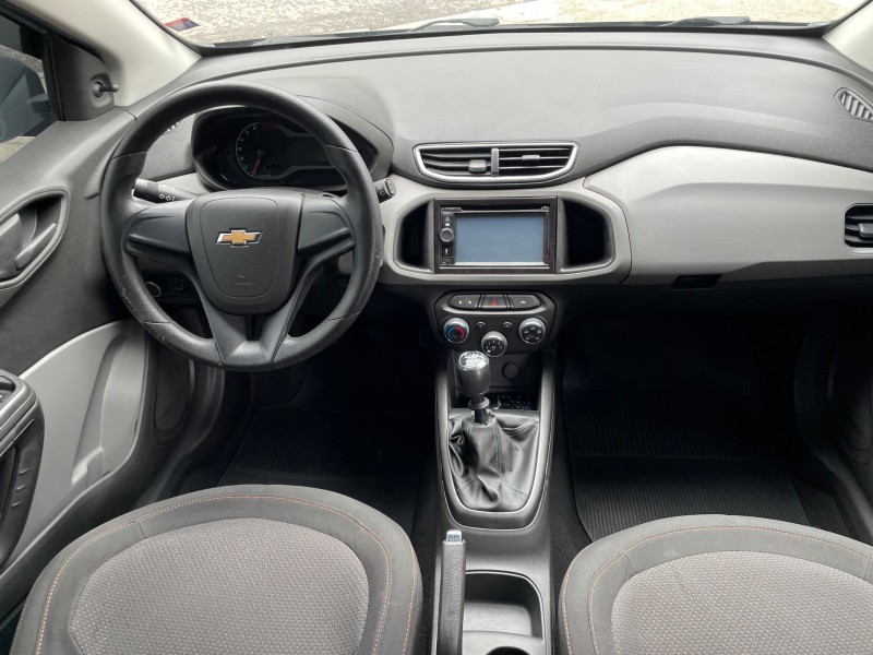 ONIX 1.4 MPFI LT 8V FLEX 4P MANUAL - 2015 - CAXIAS DO SUL