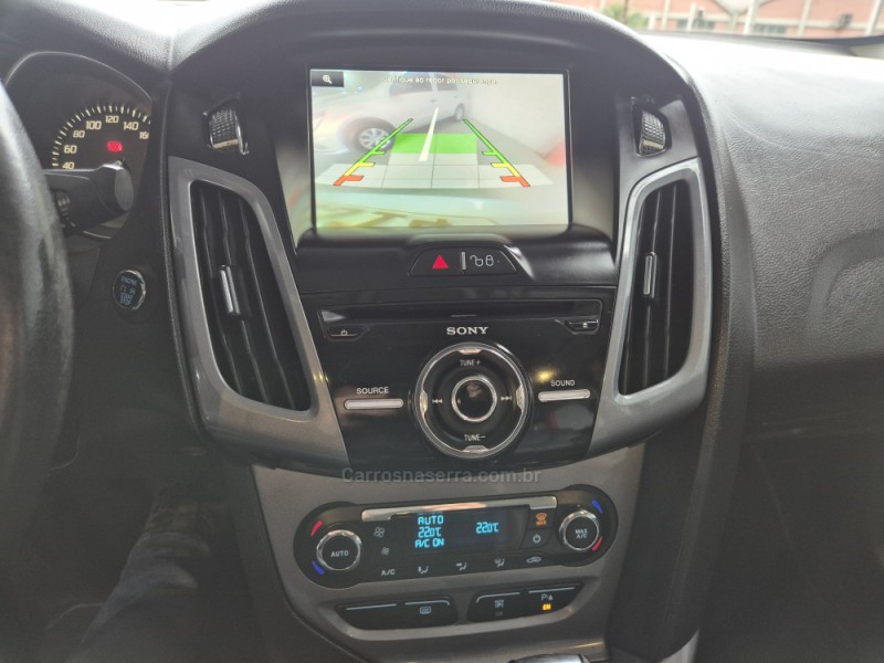 FOCUS 2.0 TITANIUM PLUS SEDAN 16V FLEX 4P AUTOMÁTICO - 2015 - CAXIAS DO SUL