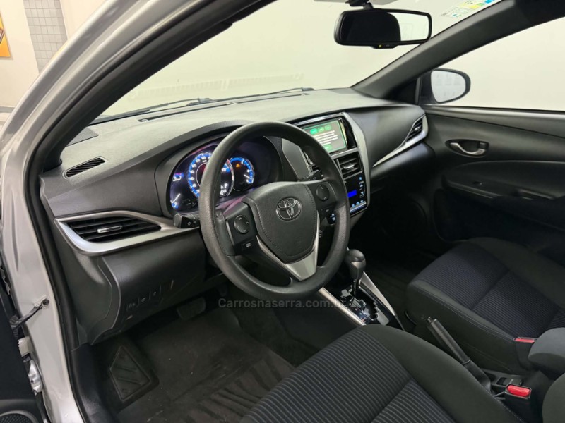 YARIS 1.3 16V FLEX XL PLUS TECH MULTIDRIVE17 - 2019 - PORTO ALEGRE