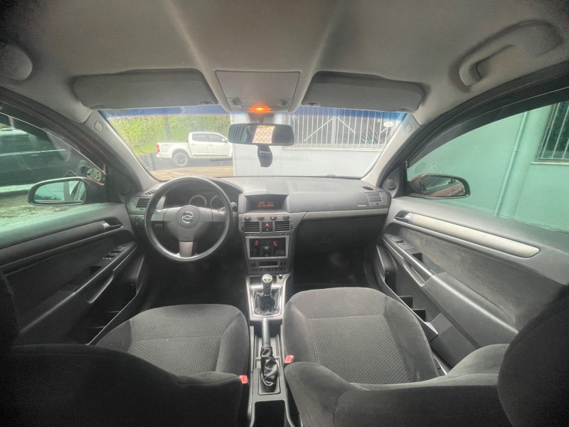 VECTRA 2.0 MPFI GT HATCH 8V FLEX 4P MANUAL - 2010 - CAXIAS DO SUL