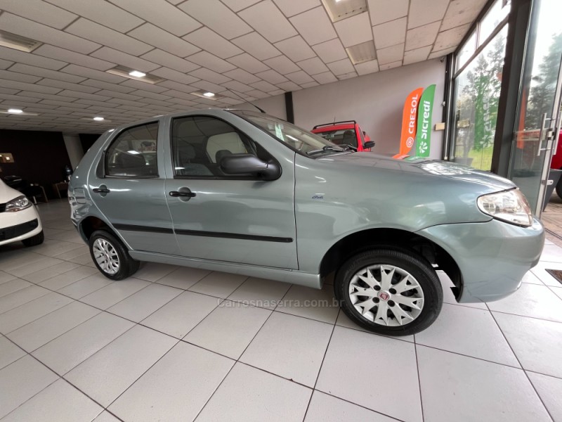 PALIO 1.0 MPI FIRE CELEBRATION 8V FLEX 4P MANUAL