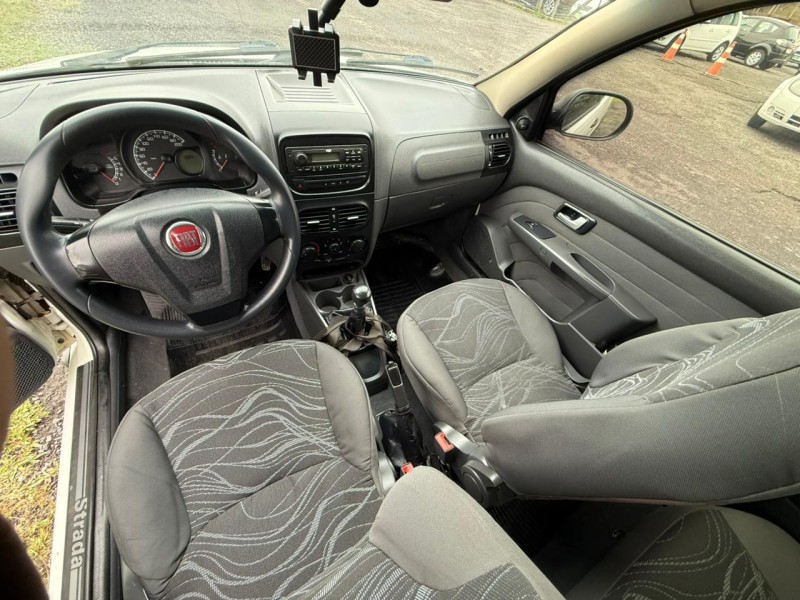 STRADA 1.4 MPI WORKING CD 8V FLEX 2P MANUAL - 2016 - FARROUPILHA