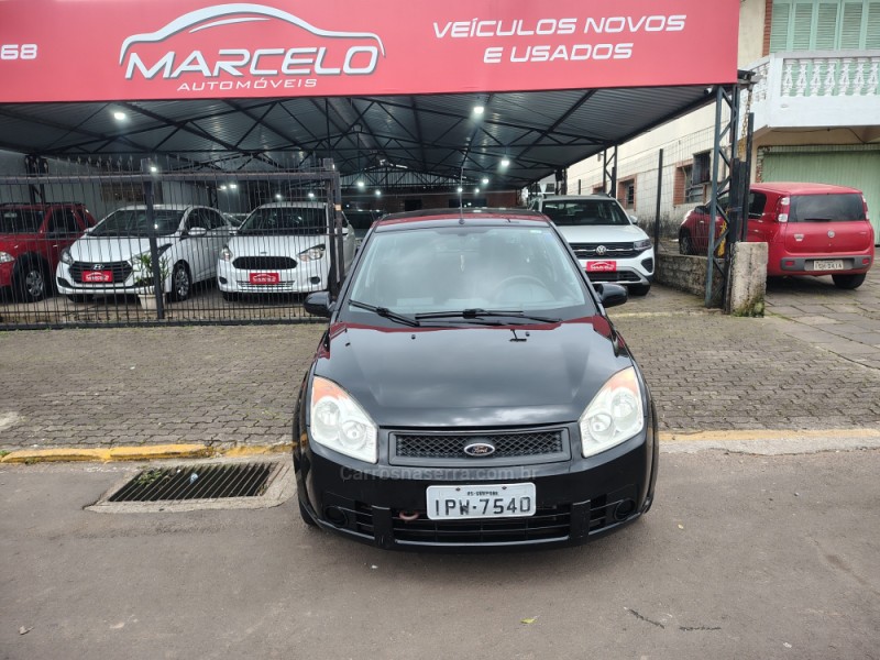 FIESTA 1.0 MPI SEDAN 8V FLEX 4P MANUAL - 2009 - GUAPORé