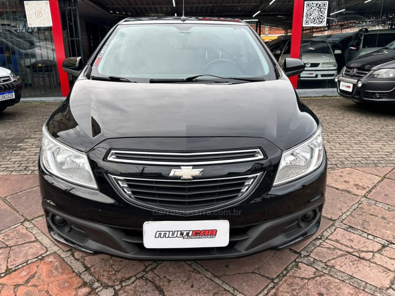 ONIX 1.0 LT 12V FLEX 4P MANUAL - 2013 - CAMPO BOM