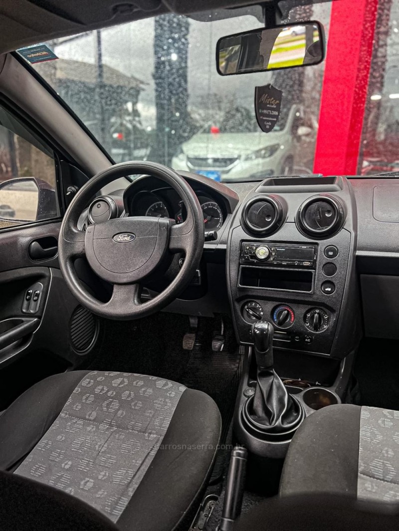 FIESTA 1.0 MPI CLASS 8V FLEX 4P MANUAL - 2013 - CANELA