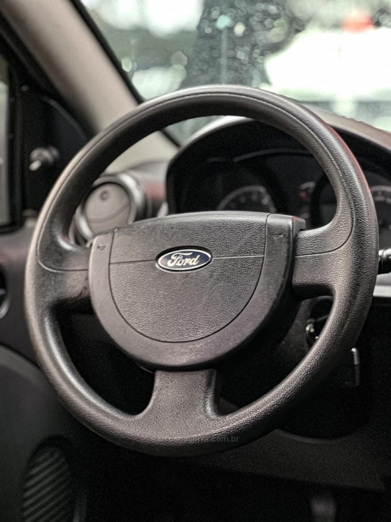 FIESTA 1.0 MPI CLASS 8V FLEX 4P MANUAL - 2013 - CANELA