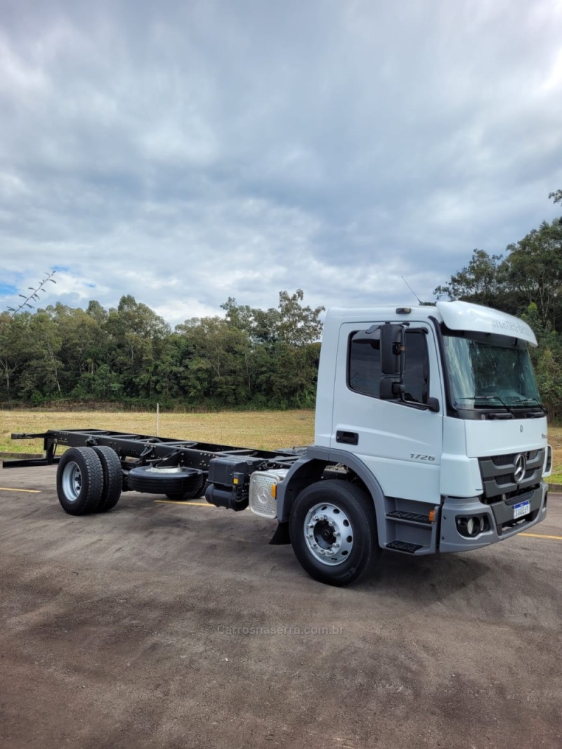 ATEGO 1726  - 2020 - GARIBALDI