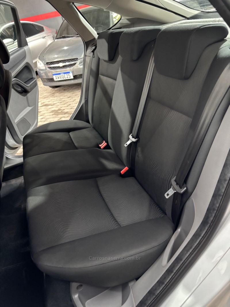 FOCUS 2.0 HC 16V FLEX 4P MANUAL - 2013 - HARMONIA