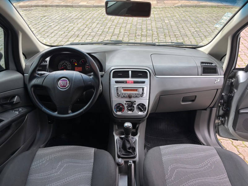 PUNTO 1.4 ATTRACTIVE ITALIA 8V FLEX 4P MANUAL - 2012 - CAXIAS DO SUL