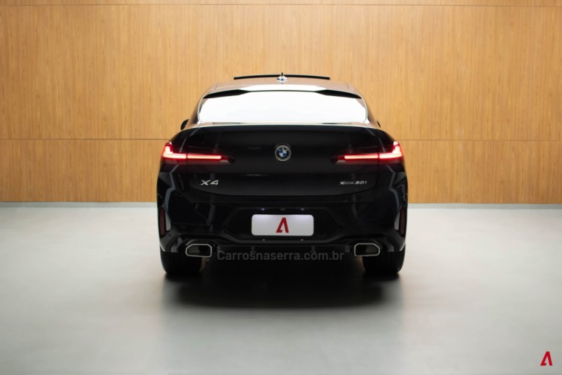 X4 2.0 XDRIVE 30I M SPORT TURBO GASOLINA 4P AUTOMÁTICO - 2023 - GARIBALDI