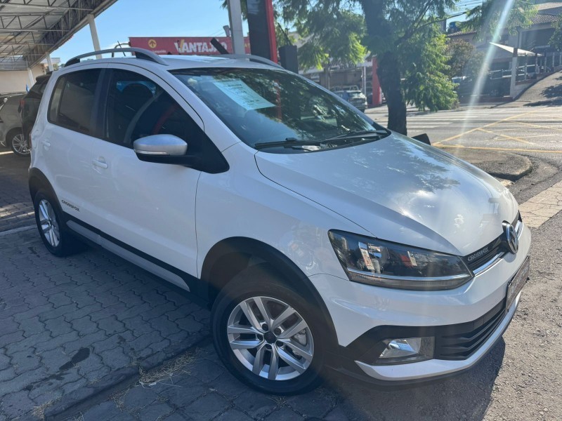 CROSSFOX 1.6 MI FLEX 8V 4P AUTOMATIZADO