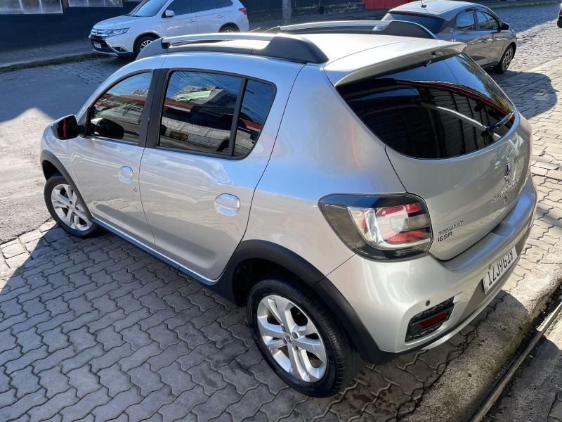 SANDERO 1.6 STEPWAY 16V FLEX 4P MANUAL - 2020 - CAXIAS DO SUL