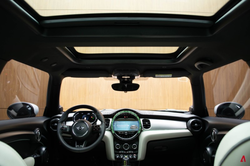 COOPER S E TOP 184CV ELÉTRICO 2P AUTOMÁTICO - 2024 - GARIBALDI