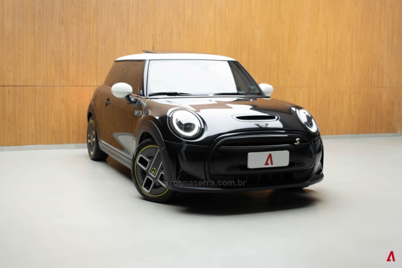 COOPER S E TOP 184CV ELÉTRICO 2P AUTOMÁTICO - 2024 - GARIBALDI