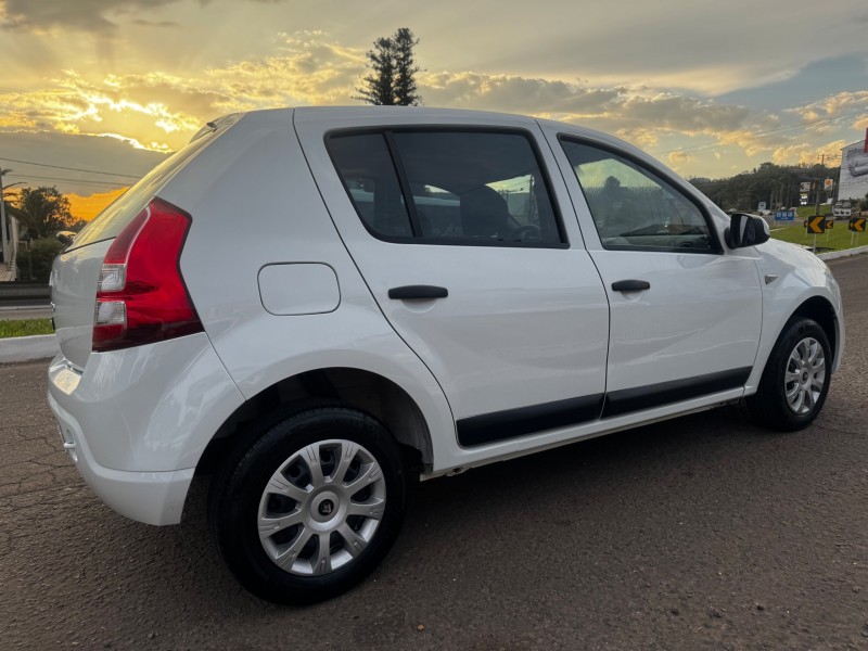 SANDERO 1.0 EXPRESSION 12V FLEX 4P MANUAL - 2013 - DOIS IRMãOS