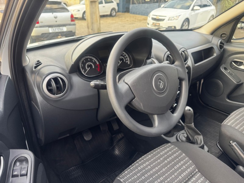 SANDERO 1.0 EXPRESSION 12V FLEX 4P MANUAL - 2013 - DOIS IRMãOS