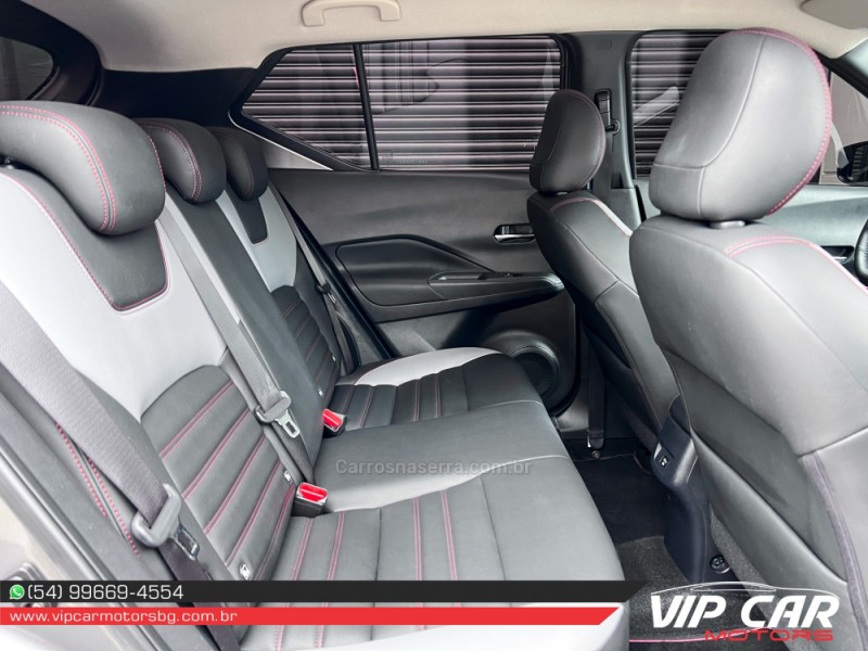 KICKS 1.6 XPLAY 16V FLEX 4P AUTOMÁTICO - 2023 - FARROUPILHA