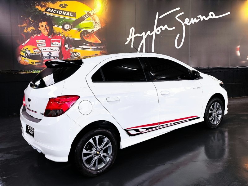 ONIX 1.4 MPFI EFFECT 8V FLEX 4P MANUAL - 2015 - CAXIAS DO SUL
