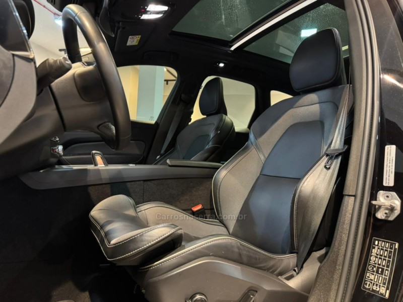 XC60 2.0 T8 R DESIGN HYBRID GASOLINA 4P AUTOMÁTICO - 2022 - CAXIAS DO SUL