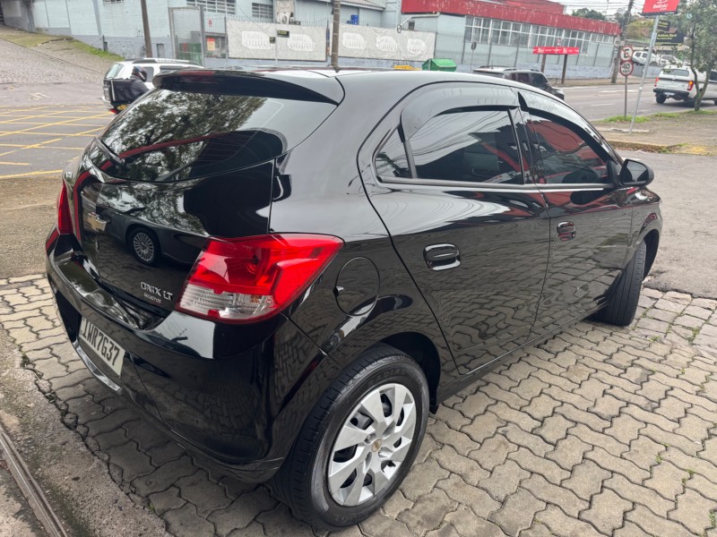 ONIX 1.0 LT 8V FLEX 4P MANUAL - 2015 - CAXIAS DO SUL