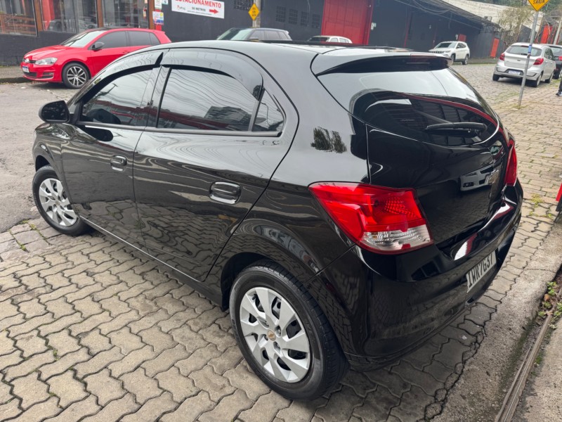 ONIX 1.0 LT 8V FLEX 4P MANUAL - 2015 - CAXIAS DO SUL