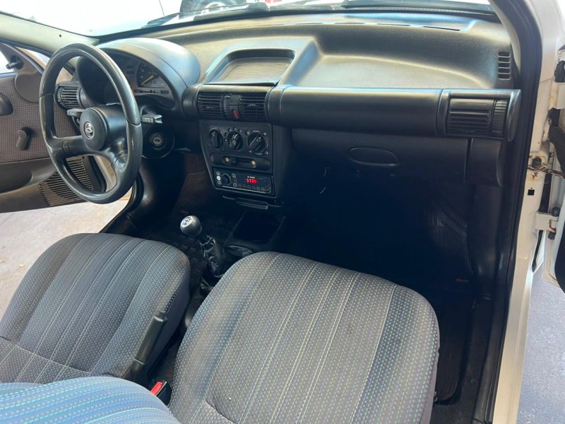 CORSA 1.0 MPFI SUPER SEDAN 16V GASOLINA 4P MANUAL - 1999 - CAXIAS DO SUL