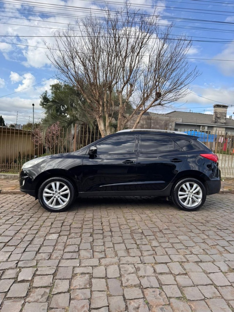 IX35 2.0 MPI 4X2 16V GASOLINA 4P MANUAL - 2011 - VACARIA