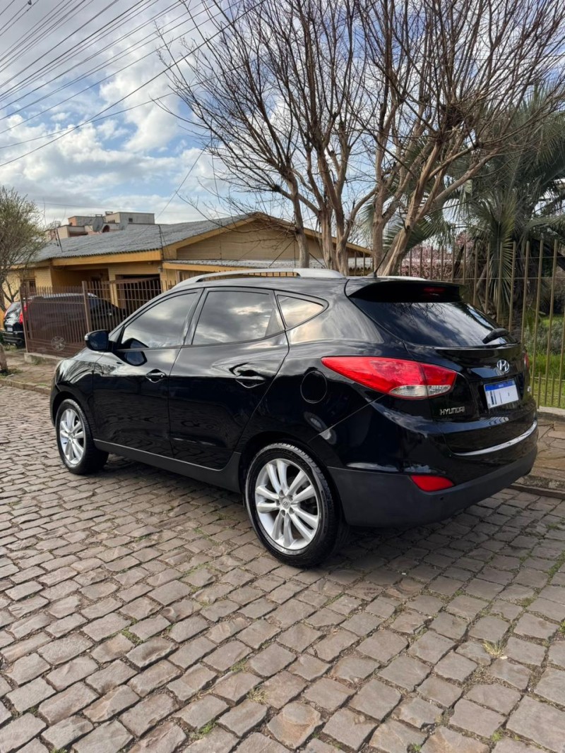 IX35 2.0 MPI 4X2 16V GASOLINA 4P MANUAL - 2011 - VACARIA