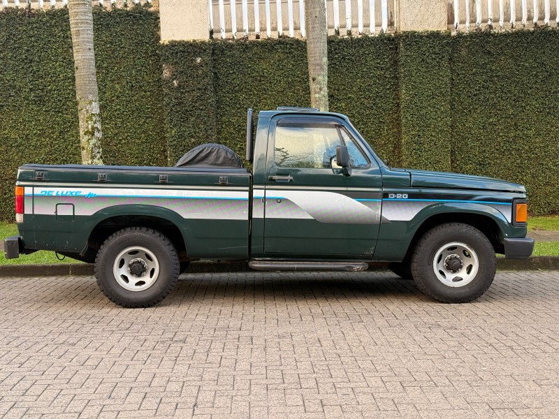 D20 4.0 CUSTOM DE LUXE CD 8V DIESEL 2P MANUAL - 1994 - CAXIAS DO SUL