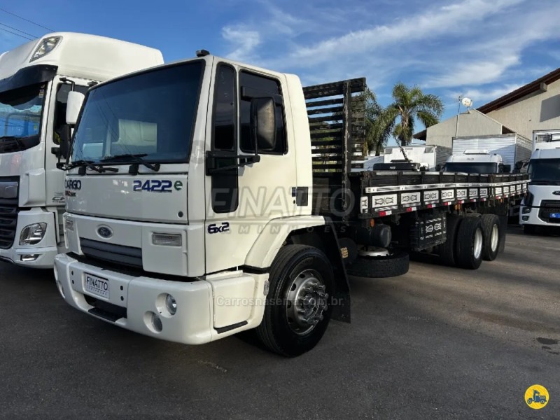 cargo 2422 e 3 eixos 2007 garibaldi