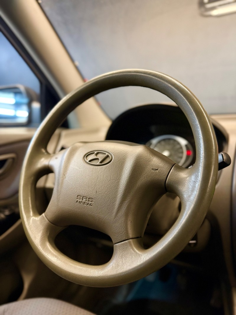 TUCSON 2.0 MPFI GL 16V 142CV 2WD GASOLINA 4P MANUAL - 2011 - CAXIAS DO SUL