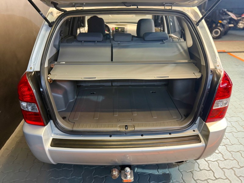 TUCSON 2.0 MPFI GL 16V 142CV 2WD GASOLINA 4P MANUAL - 2011 - CAXIAS DO SUL