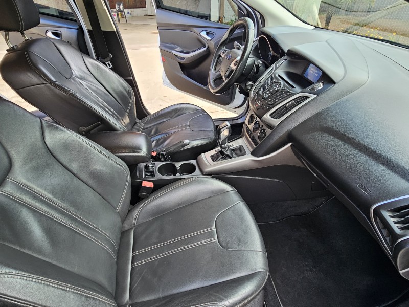 FOCUS 2.0 SE 16V FLEX 4P AUTOMÁTICO - 2014 - CAXIAS DO SUL