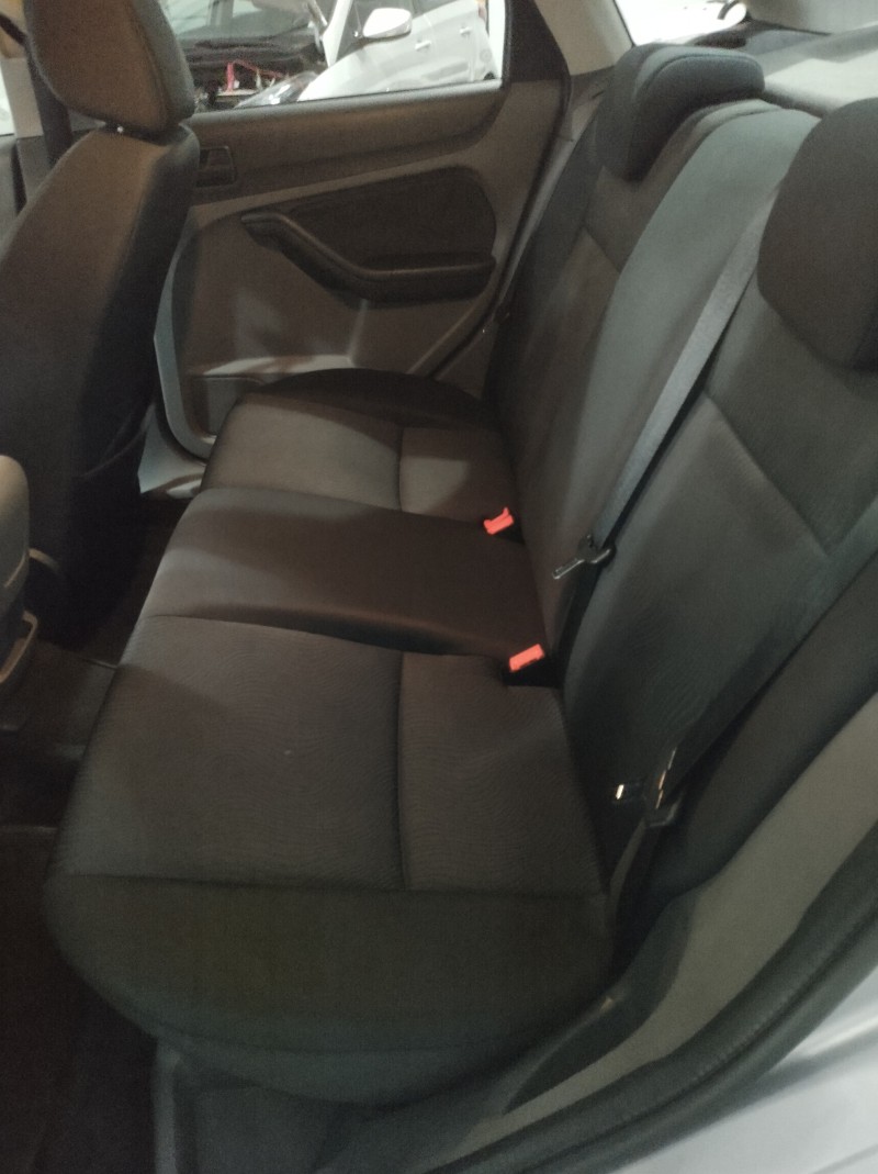 FOCUS 2.0 SEDAN 16V GASOLINA 4P MANUAL - 2009 - VALE REAL
