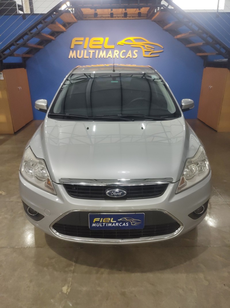 FOCUS 2.0 SEDAN 16V GASOLINA 4P MANUAL - 2009 - VALE REAL